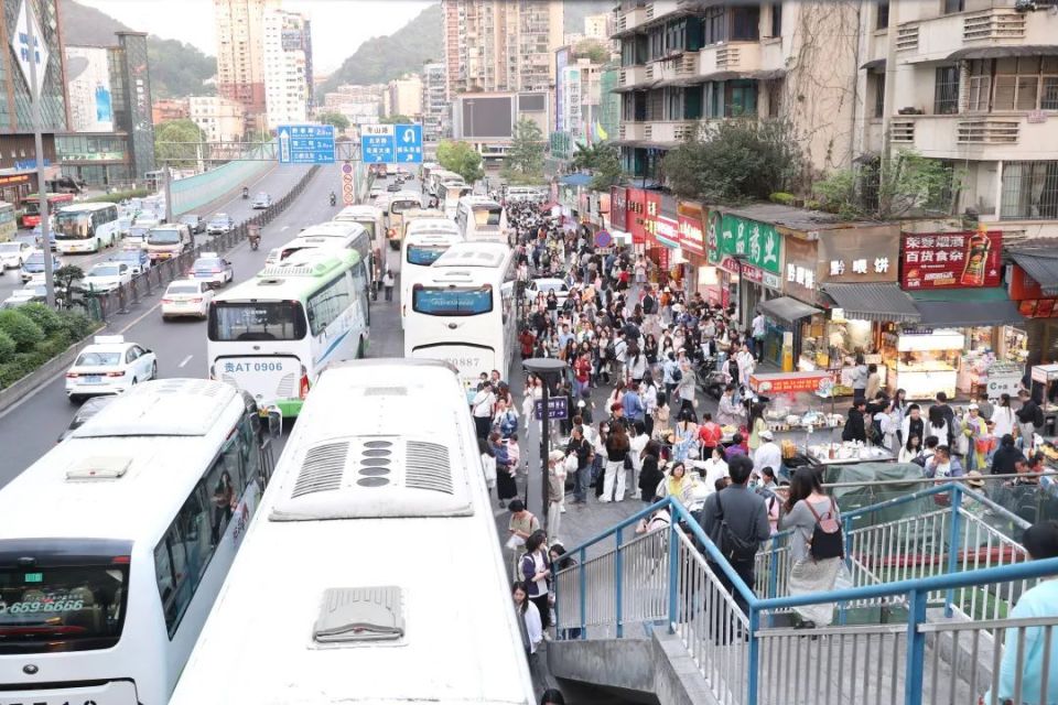 五一期間貴陽旅游市場火爆，集散中心高效服務獲游客點贊